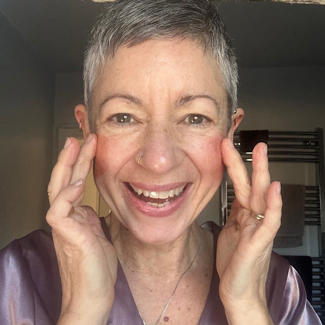 7 Tips to Unlock Radiant, Healthy Skin Naturally with Raw Honey