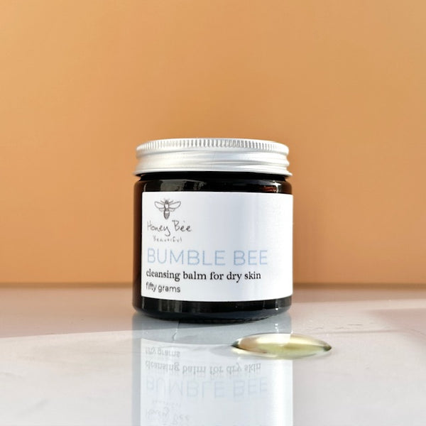 Raw honey cleansing balms for dry skin