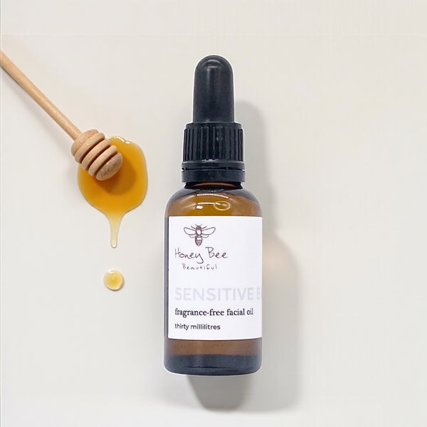 Fragrance free face oil for sensitive skin with nourishing natural oils, ideal for dry or irritated skin.