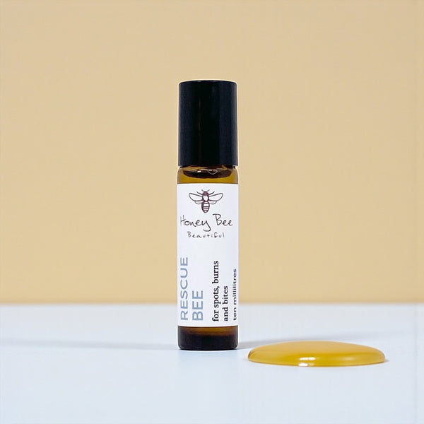 100% natural raw honey and plant oil treatment for spots, insect bites, and minor burns - plastic-free, chemical-free, and sustainably crafted, gently soothes inflamed or irritated skin while supporting skin health.